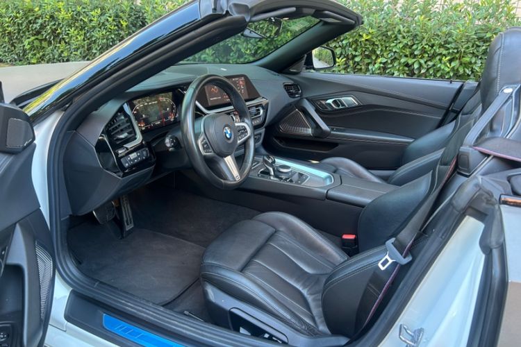 Used BMW Z4 2019 M40i M Sport Performance Edition Left Front Seat