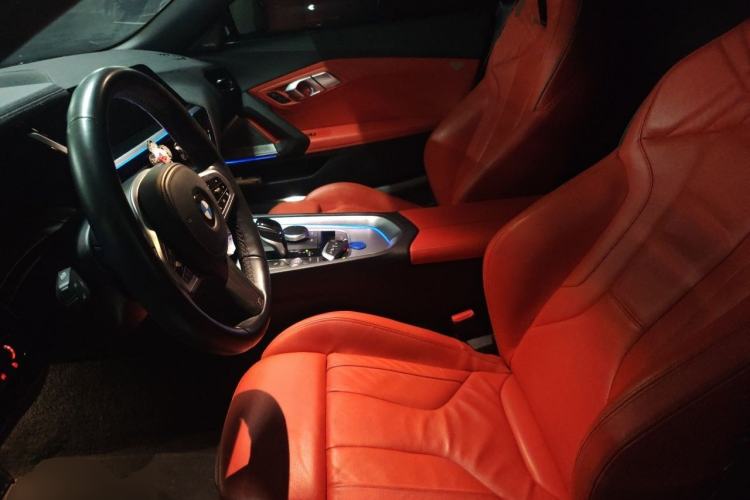 Used BMW Z4 2019 sDrive 25i M Sport Night Edition package Left Front Seat