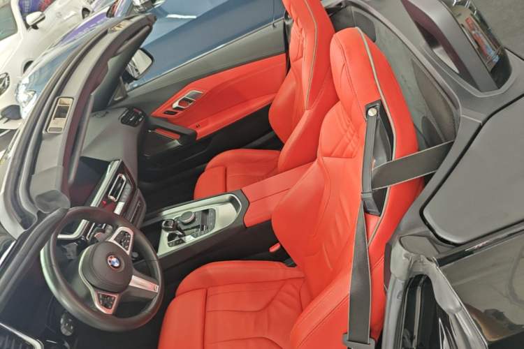 Used BMW Z4 2019 sDrive 25i M Sport Night Edition package Left Rear Seat
