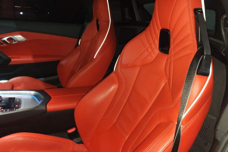 Used BMW Z4 2019 sDrive 25i M Sport Night Edition package Left Rear Seat