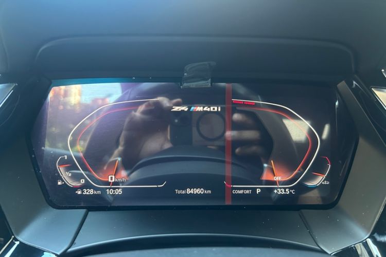 Used BMW Z4 2019 M40i M Sport Performance Edition Odometer Close Up