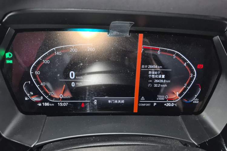 Used BMW Z4 2019 sDrive 25i M Sport Package Odometer Close Up