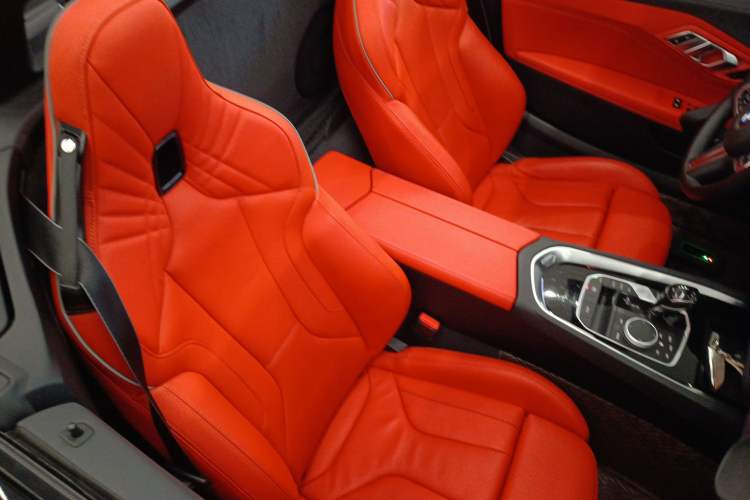 Used BMW Z4 2019 sDrive 25i M Sport Package Right Front Seat