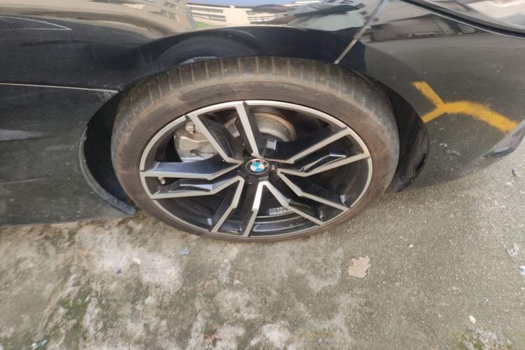 Used BMW Z4 2019 sDrive 25i M Sport Package Right Front Wheel Hub