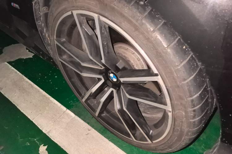 Used BMW Z4 2019 sDrive 25i M Sport Package Right Front Wheel Hub