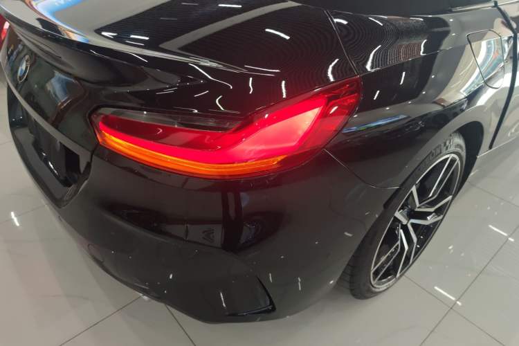 Used BMW Z4 2019 sDrive 25i M Sport Package Right Rear Taillight