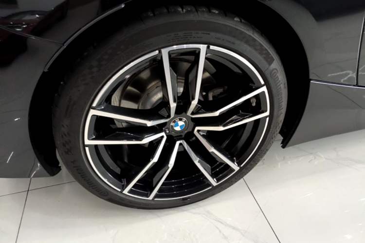Used BMW Z4 2019 sDrive 25i M Sport Package Right Rear Wheel Hub