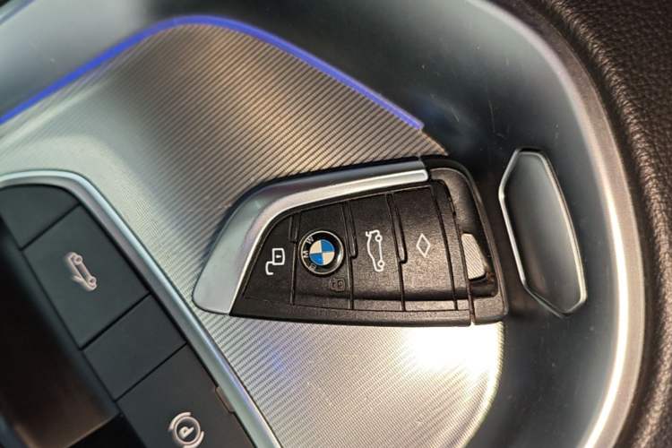 Used BMW Z4 2019 sDrive 25i M Sport Night Edition package Vehicle Key
