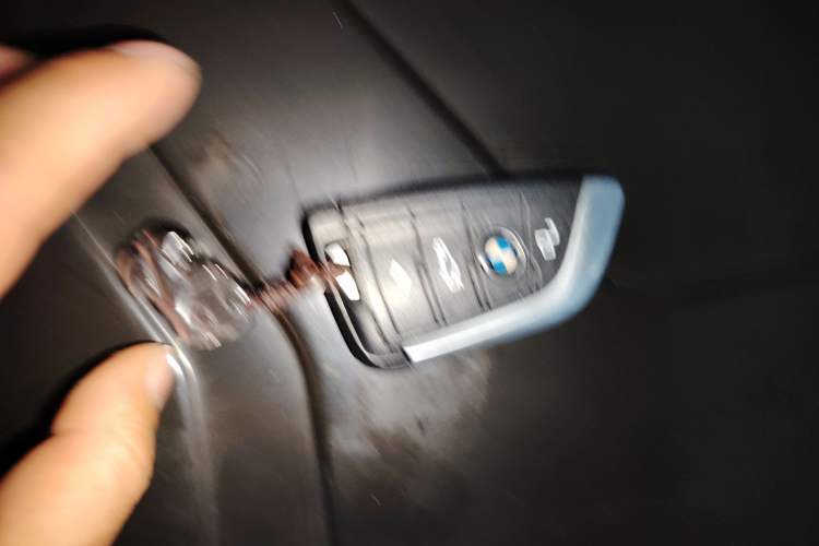 Used BMW Z4 2019 sDrive 25i M Sport Package Vehicle Key