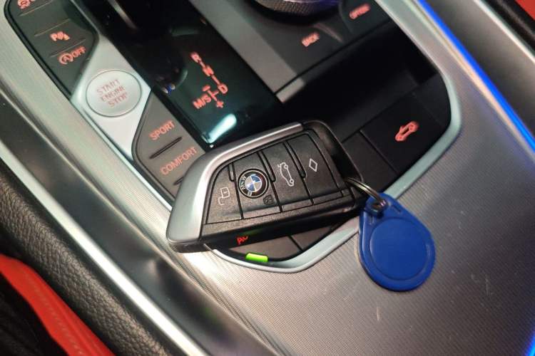 Used BMW Z4 2019 sDrive 25i M Sport Night Edition package Vehicle Key
