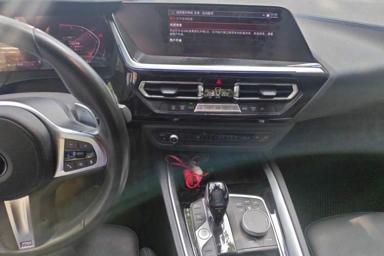 Used BMW Z4 2019 sDrive 25i M Sport Package Audio And AC Panel