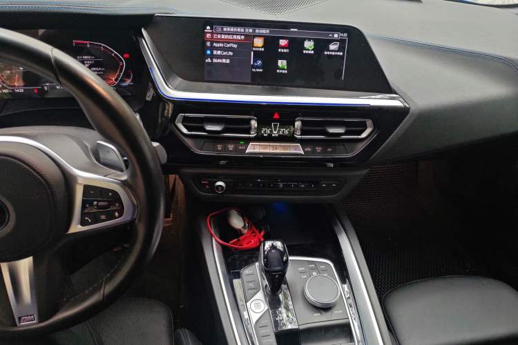 Used BMW Z4 2019 sDrive 25i M Sport Package Audio And AC Panel