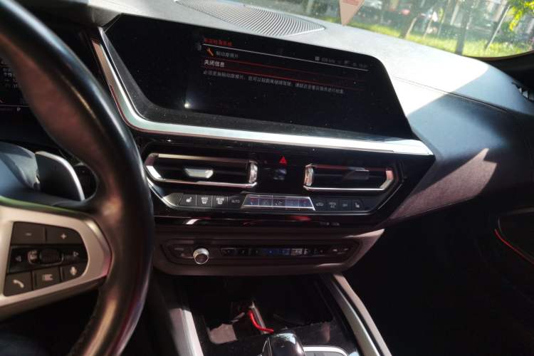Used BMW Z4 2019 sDrive 25i M Sport Package Audio And AC Panel