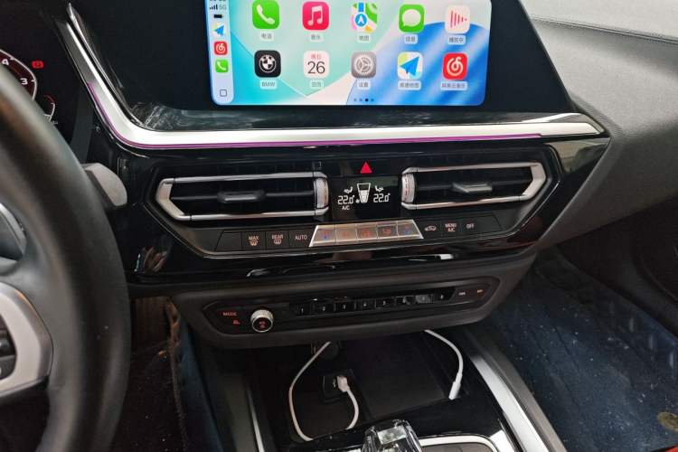 Used BMW Z4 2019 sDrive 25i M Sport Package Audio And AC Panel