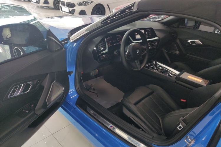 Used BMW Z4 2019 sDrive 25i M Sport Night Edition package Driver Seat