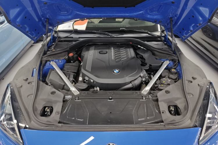 Used BMW Z4 2019 M40i M Sport Performance Edition Engine Bay