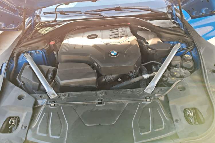 Used BMW Z4 2019 sDrive 25i M Sport Night Edition package Engine Bay