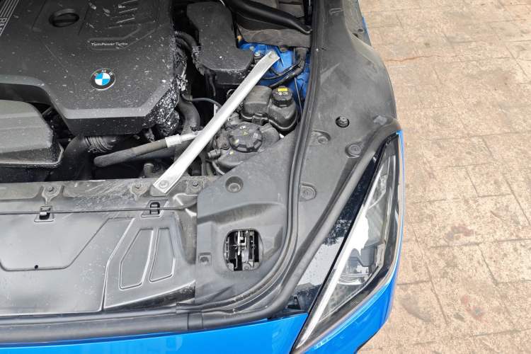 Used BMW Z4 2019 sDrive 25i M Sport Package Engine Bay Left