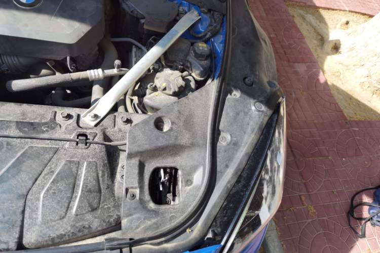 Used BMW Z4 2019 sDrive 25i M Sport Package Engine Bay Left