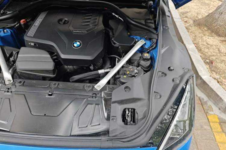 Used BMW Z4 2019 sDrive 25i M Sport Package Engine Bay Left