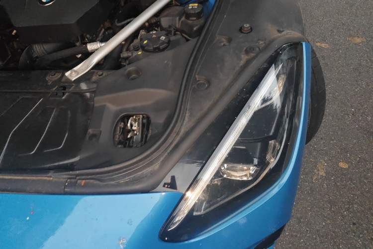 Used BMW Z4 2019 sDrive 25i M Sport Package Engine Bay Left