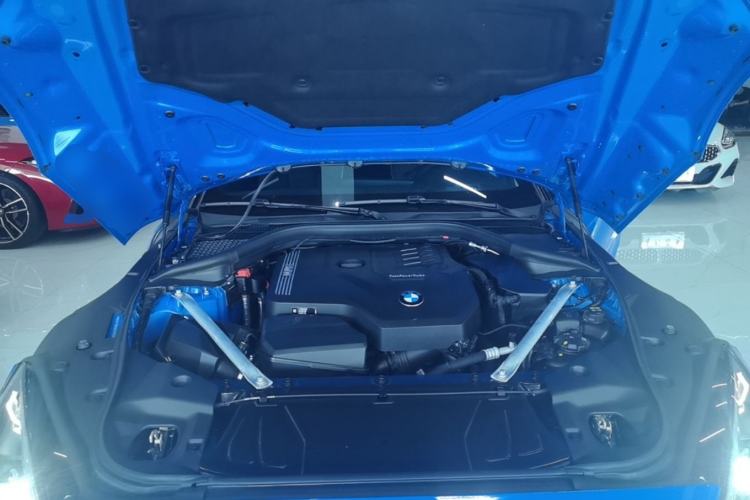 Used BMW Z4 2019 sDrive 25i M Sport Package Engine Bay