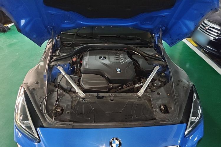 Used BMW Z4 2019 sDrive 25i M Sport Package Engine Bay