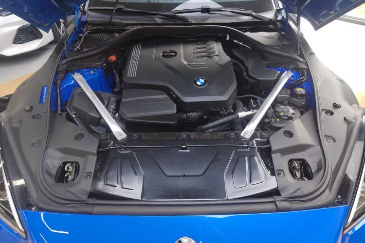 Used BMW Z4 2019 sDrive 25i M Sport Package Engine Bay