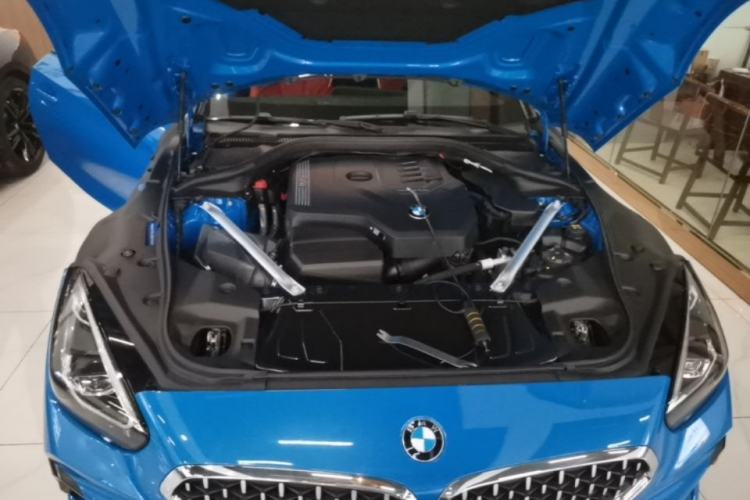 Used BMW Z4 2019 sDrive 25i M Sport Package Engine Bay
