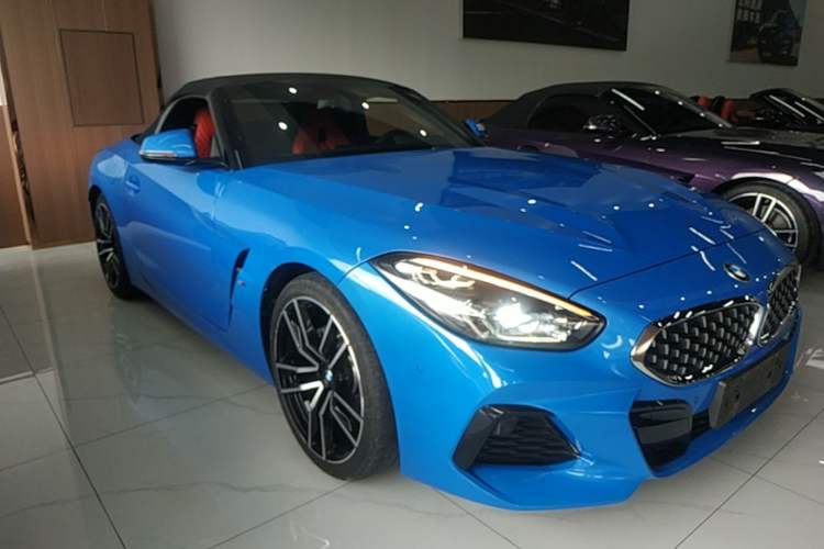 Used BMW Z4 2019 sDrive 25i M Sport Package Front Right 45 Deg