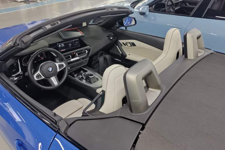 Used BMW Z4 2019 M40i M Sport Performance Edition Headliner