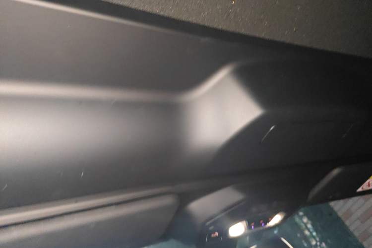 Used BMW Z4 2019 sDrive 25i M Sport Package Headliner