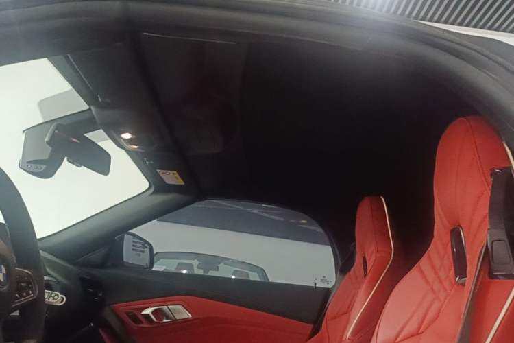 Used BMW Z4 2019 sDrive 25i M Sport Night Edition package Headliner