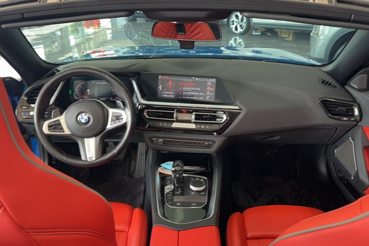 Used BMW Z4 2019 sDrive 25i M Sport Package Interior 3