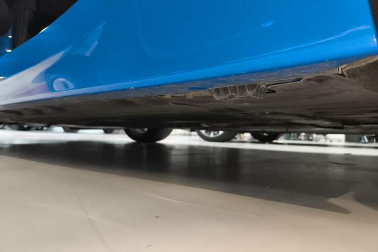 Used BMW Z4 2019 sDrive 25i M Sport Package Left Side Sill