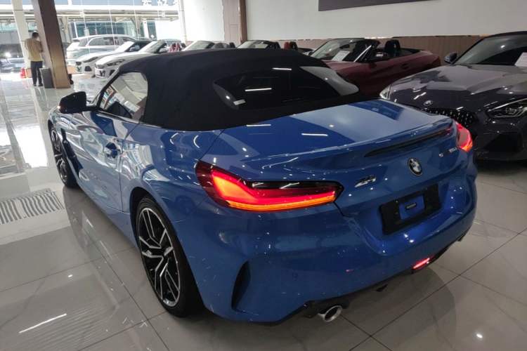 Used BMW Z4 2019 sDrive 25i M Sport Night Edition package Rear Left 45 Deg