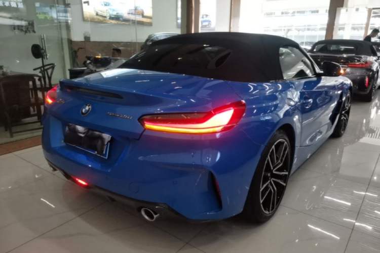 Used BMW Z4 2019 sDrive 25i M Sport Package Rear Right 45 Deg