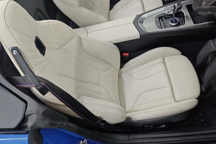 Used BMW Z4 2019 M40i M Sport Performance Edition Right Front Seat