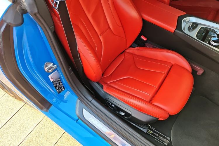 Used BMW Z4 2019 sDrive 25i M Sport Night Edition package Right Front Seat