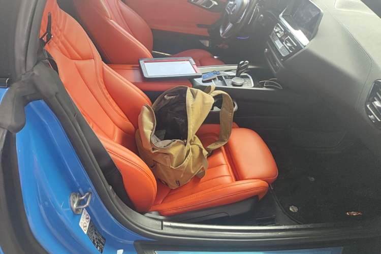 Used BMW Z4 2019 sDrive 25i M Sport Package Right Front Seat