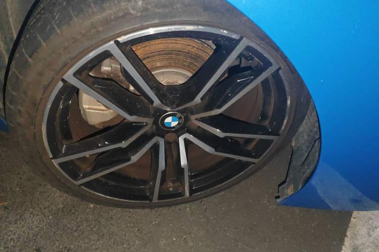 Used BMW Z4 2019 sDrive 25i M Sport Package Right Front Wheel Hub