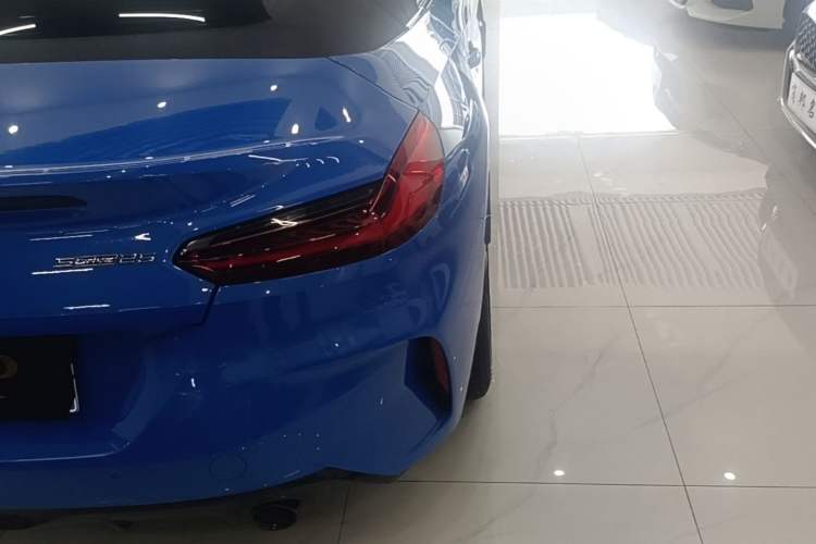Used BMW Z4 2019 sDrive 25i M Sport Night Edition package Right Rear Taillight