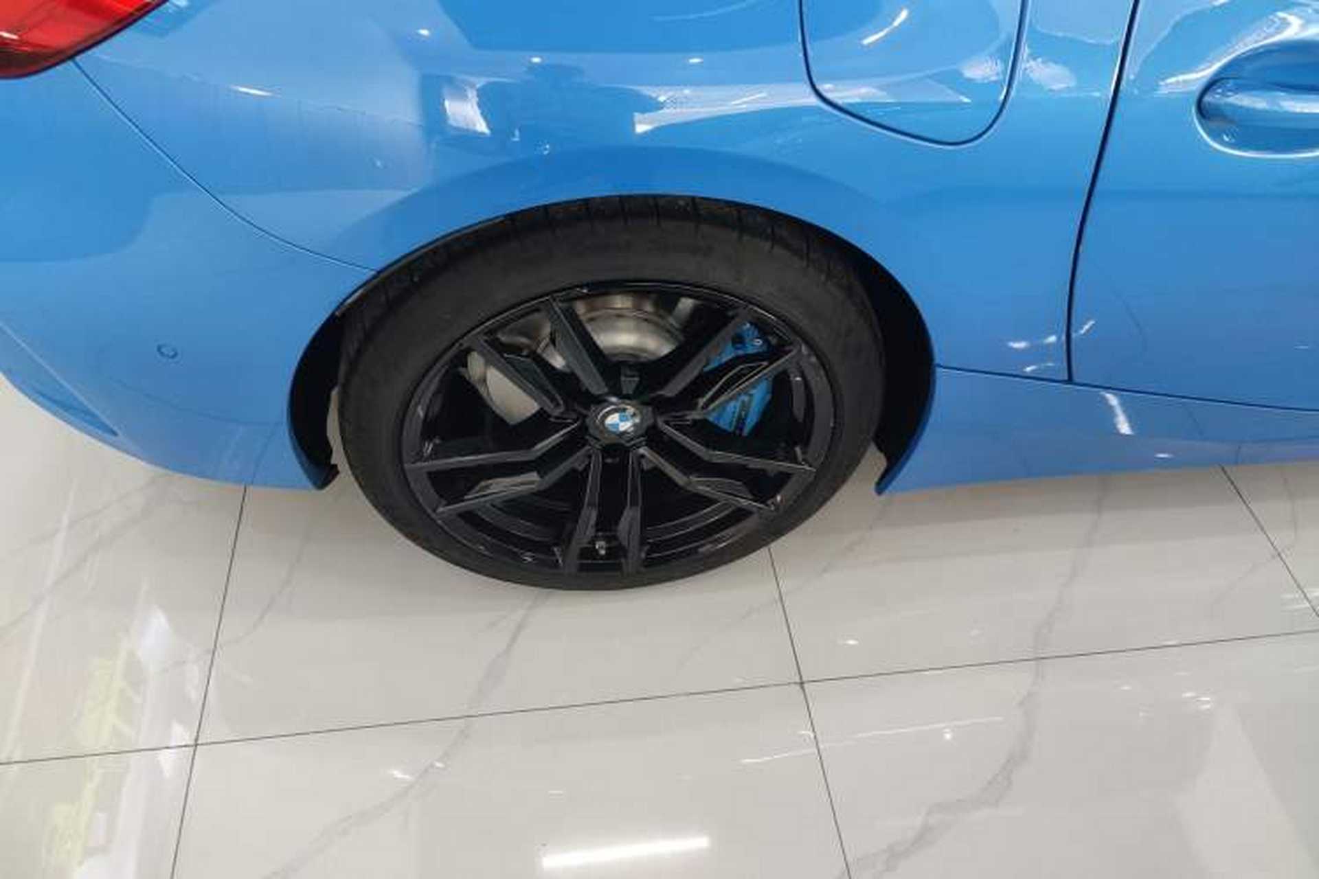 Used BMW Z4 2019 sDrive 25i M Sport Night Edition package Right Rear Wheel Hub
