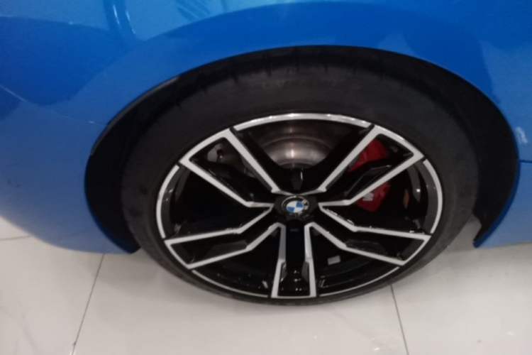 Used BMW Z4 2019 sDrive 25i M Sport Package Right Rear Wheel Hub
