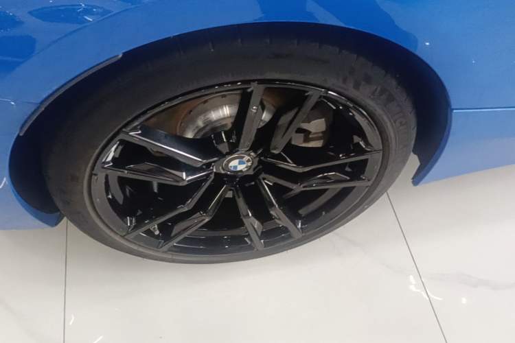Used BMW Z4 2019 sDrive 25i M Sport Night Edition package Right Rear Wheel Hub