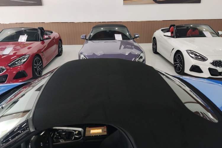 Used BMW Z4 2019 sDrive 25i M Sport Night Edition package Roof