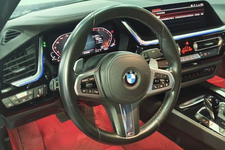 Used BMW Z4 2019 sDrive 25i M Sport Night Edition package Steering Wheel