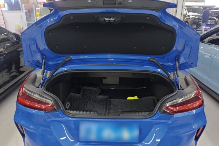Used BMW Z4 2019 M40i M Sport Performance Edition Trunk