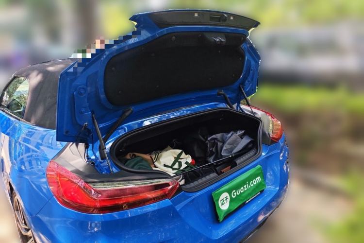 Used BMW Z4 2019 sDrive 25i M Sport Package Trunk