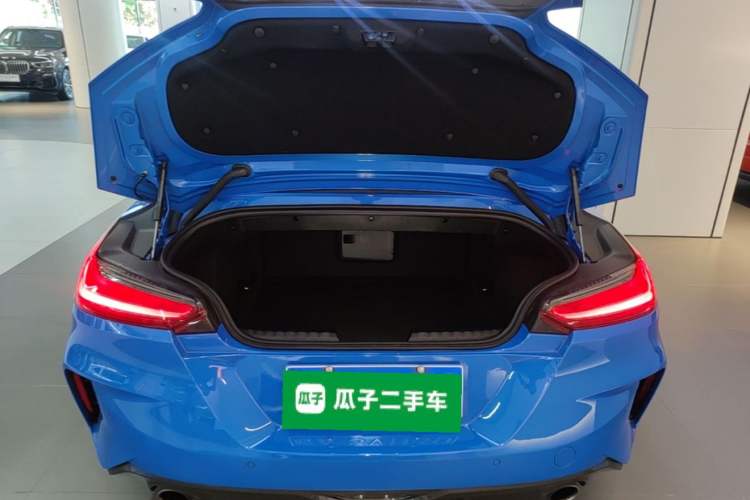 Used BMW Z4 2019 sDrive 25i M Sport Package Trunk